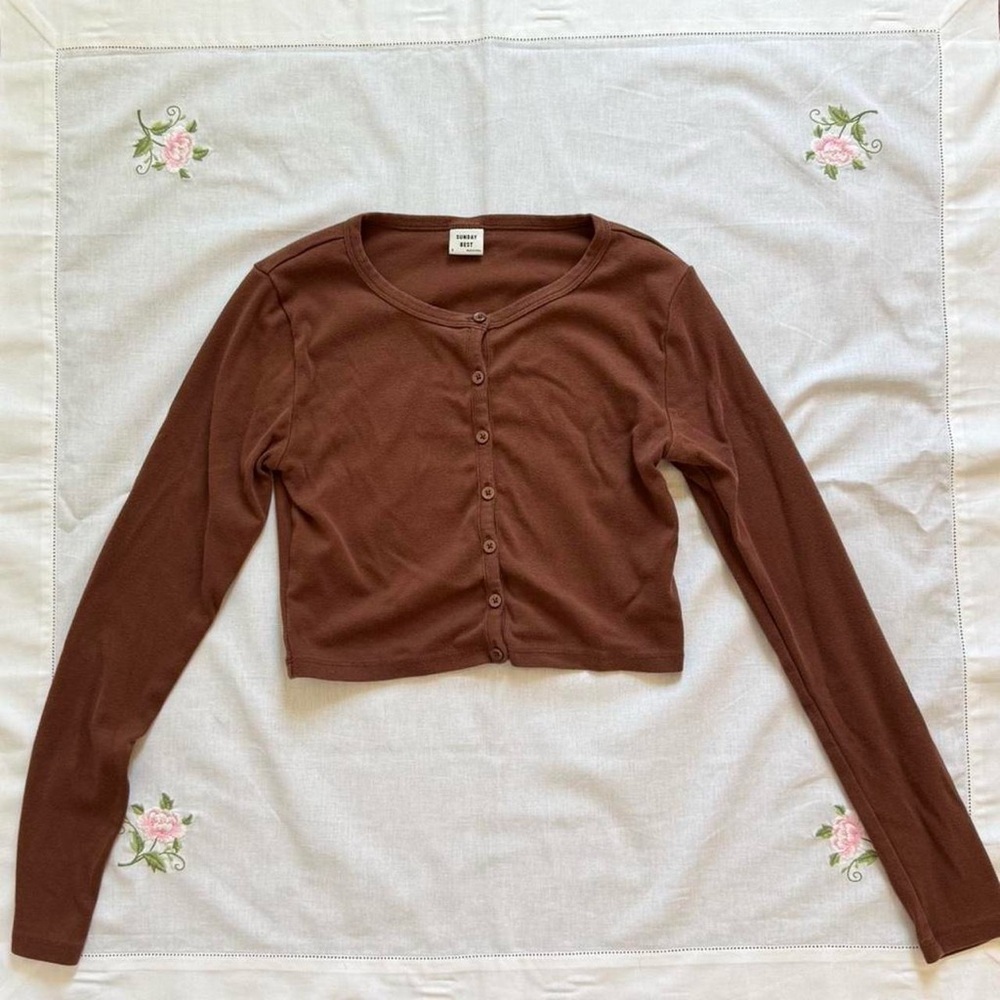 ⟡ Aritzia Sunday Best Chocolate Brown Cropped Button Up Cardigan (Size S) ⟡ - Picture 1 of 8